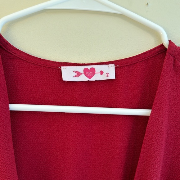 Red Top - Picture 4 of 4